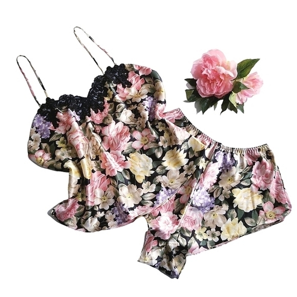 Victoria’s Secret Vintage 90s Gold Tag Floral Satin Soft Pajama Set - Picture 1 of 15